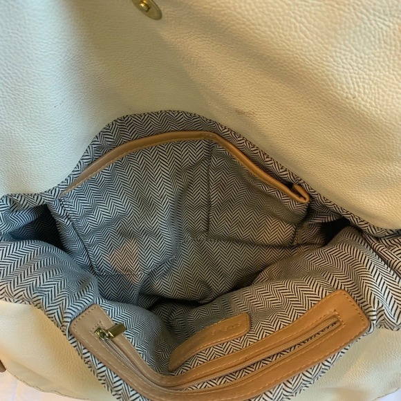 Steve Madden‎ Satchel Gold Hardware detailing Chevron Print Lining - Picture 10 of 11